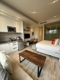 1 Bedroom Apartment in Sandton Central
