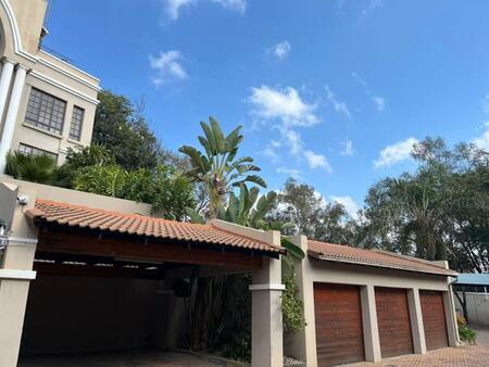 2 Bedroom Apartment in Hyde Park