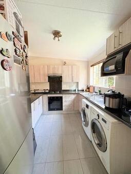 3 Bedroom Apartment in Morningside