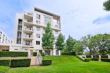 1 Bedroom Apartment in Rosebank