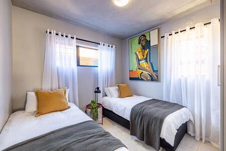 2 Bedroom Apartment in Chartwell Ah