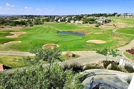 1 Bedroom Apartment in Jackal Creek (Northriding)