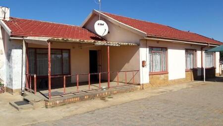 3 Bedroom House in Meyerton Park