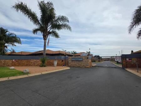 3 Bedroom Cluster in Beyers Park