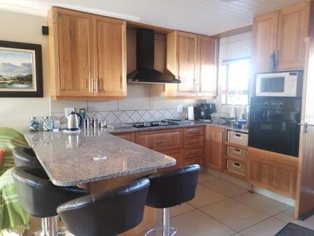 2 Bedroom House in Rensburg
