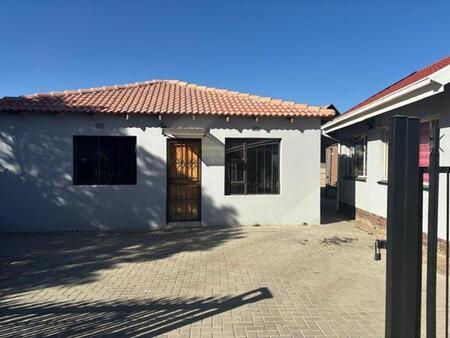 2 Bedroom House in Cresslawn