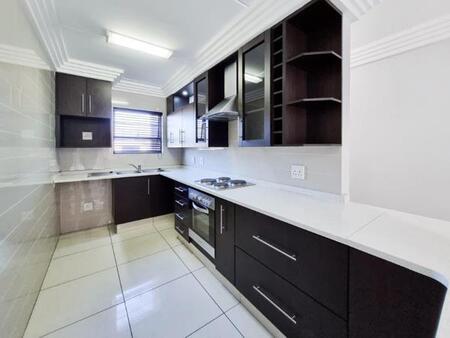 2 Bedroom Townhouse in Ravenswood