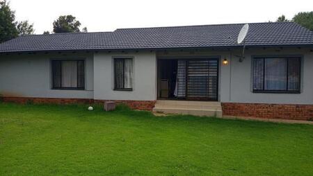 3 Bedroom House in Crystal Park