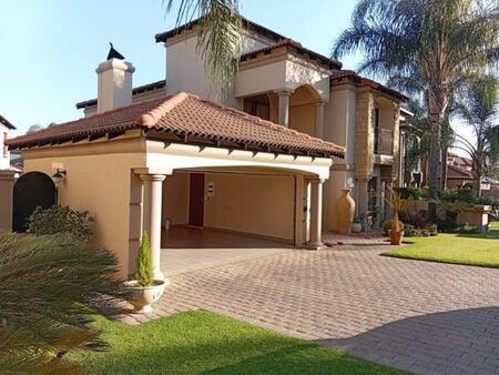 4 Bedroom House in Sunward Park