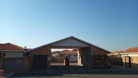 3 Bedroom Townhouse in Brentwood Park