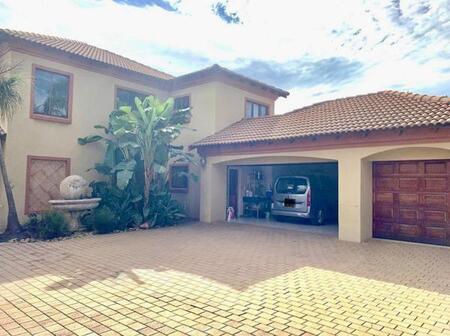 3 Bedroom House in Midstream Estate
