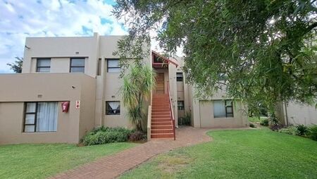 2 Bedroom Townhouse in Vaalpark
