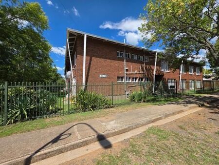 1 Bedroom Apartment in Eureka