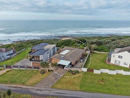 5 Bedroom House in Winterstrand