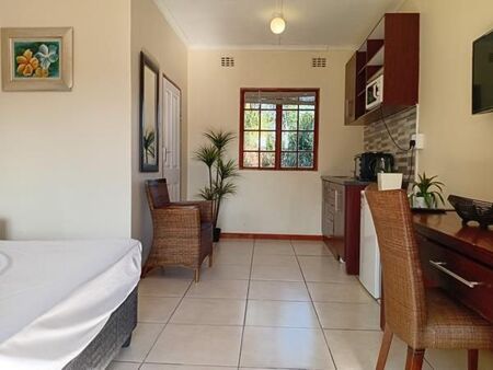 Studio apartment in Selborne