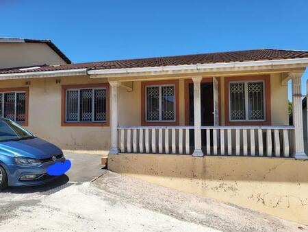 3 Bedroom House in Umhlatuzana