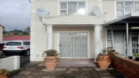 2 Bedroom House in Westcliff
