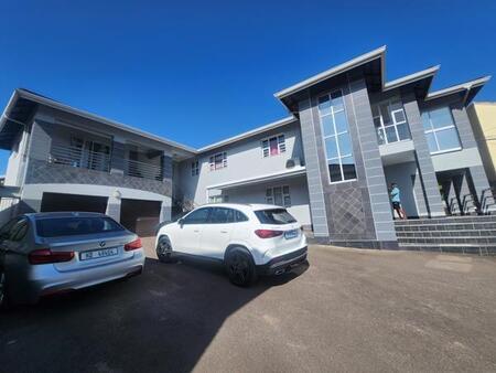 2 Bedroom House in Umhlatuzana