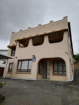 1.5 Bedroom House in Woodhurst