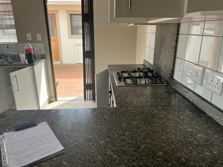 3 Bedroom Simplex in Bluff