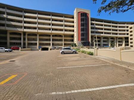 3 Bedroom Apartment in Amanzimtoti