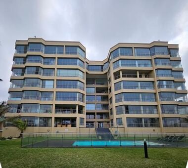 3 Bedroom Apartment in Amanzimtoti