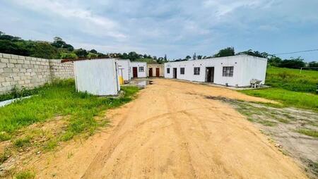 1 Bedroom House in Lovu