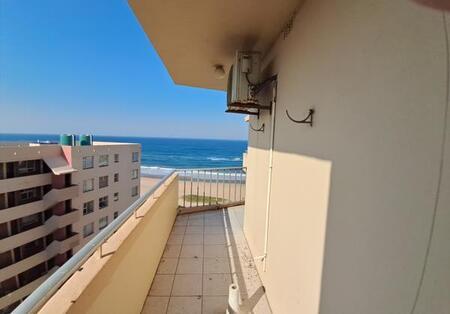 2 Bedroom Apartment in Amanzimtoti