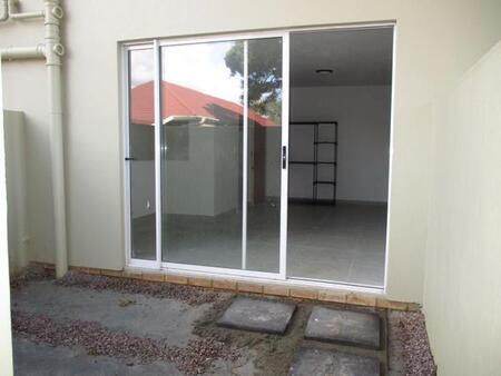 1 Bedroom Apartment in Amanzimtoti