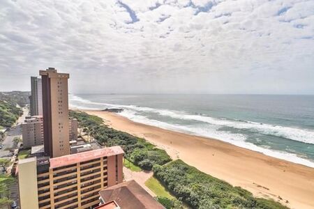 3 Bedroom Apartment in Amanzimtoti