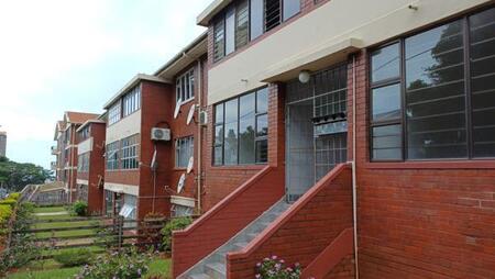 2 Bedroom Flat in Amanzimtoti