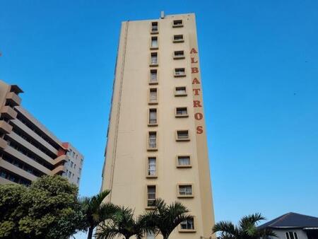 2 Bedroom Apartment in Amanzimtoti