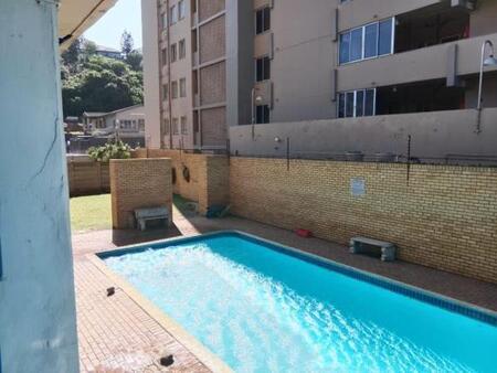 2 Bedroom Apartment in Amanzimtoti