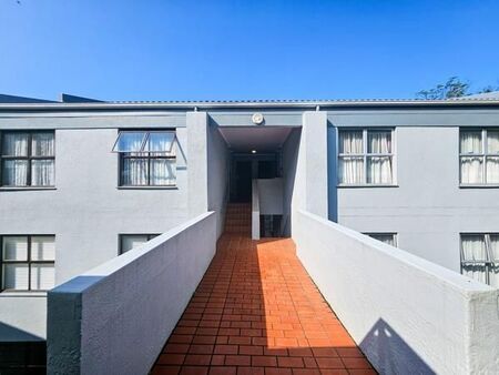 2 Bedroom Apartment in Amanzimtoti