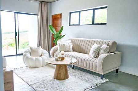 1 Bedroom Apartment in La Mercy