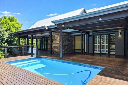 4 Bedroom House in Simbithi Estate