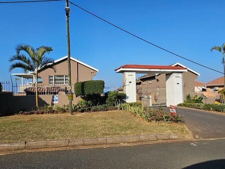 2 Bedroom Apartment in La Mercy