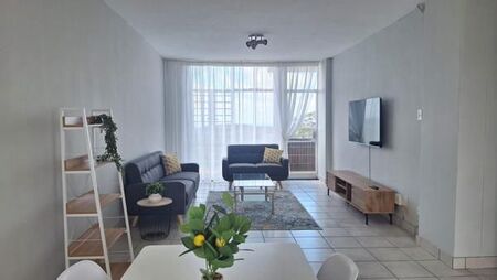 2 Bedroom Apartment in Constantia Kloof