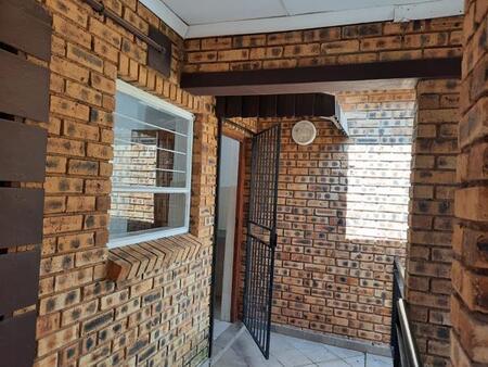 2 Bedroom Apartment in Honey Park