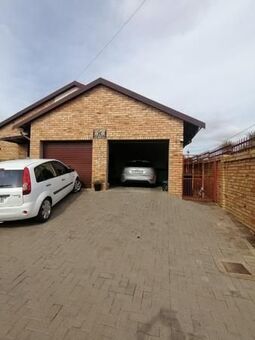 2 Bedroom Townhouse in Greenhills