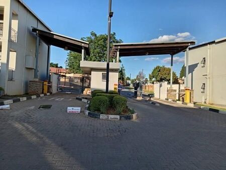 2 Bedroom Apartment in Witpoortjie