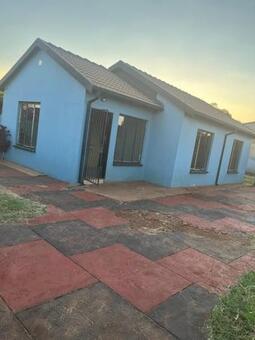 3 Bedroom House in Soshanguve