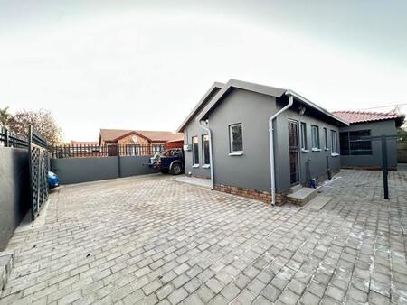 2 Bedroom House in Danville