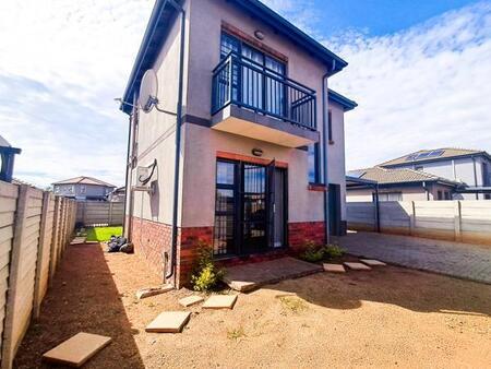 3 Bedroom Townhouse in Andeon Ah