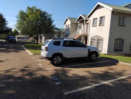 3 Bedroom Townhouse in Bronberg