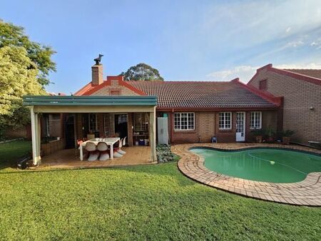 3 Bedroom Simplex in Faerie Glen