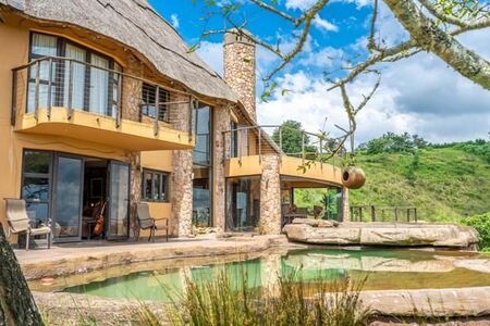 5 Bedroom House in Phezulu