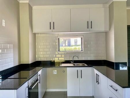 2 Bedroom Townhouse in Waterfall