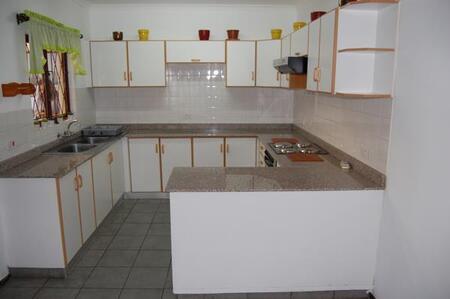 3 Bedroom Simplex in Montclair