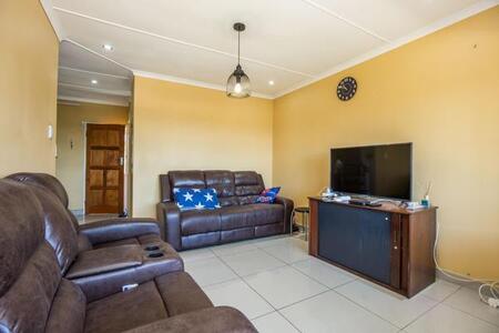 2 Bedroom Apartment in Umbilo